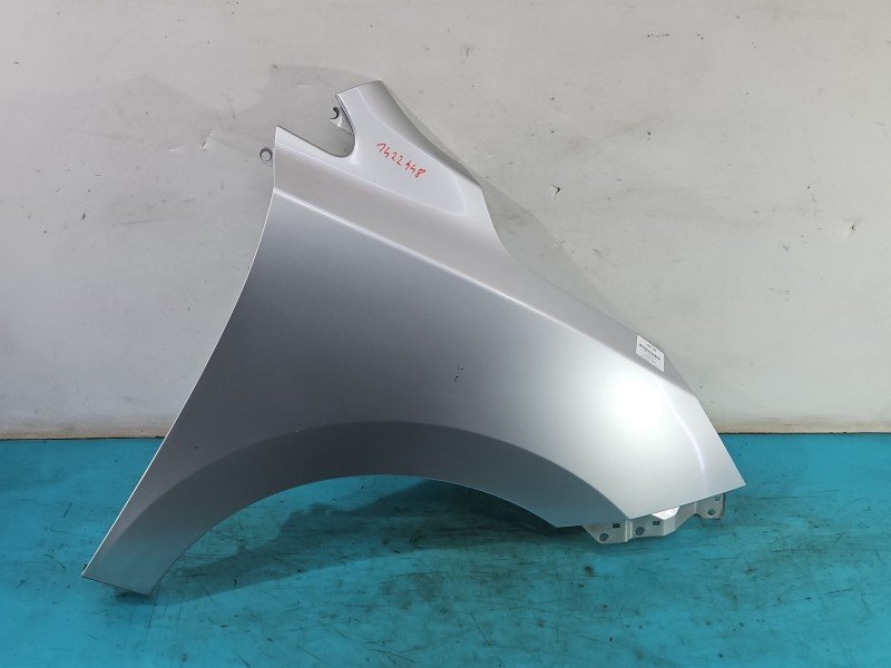 Błotnik przód prawy Hyundai Ix35 09-13 9P