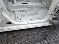 Próg prawy SŁUPEK ŚRODKOWY B Skoda Kamiq HB 5d biały LF9E