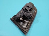 Lampa tył lewa Producent części: FORD, Z KLAPY zabrudzenia w środku Ford S-max I MK1 HB