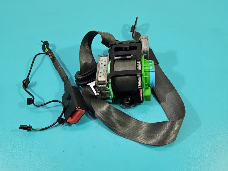 Pas bezpieczeństwa przód prawy pasażera AUDI Q5 08- 8R0857755F Pas bezpieczeństwa przód prawy pasażera AUDI Q5 08- 8R0857755F