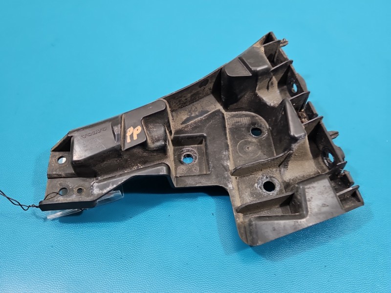 Ślizg zderzaka przód prawy VOLVO S60 II 10- 31323833