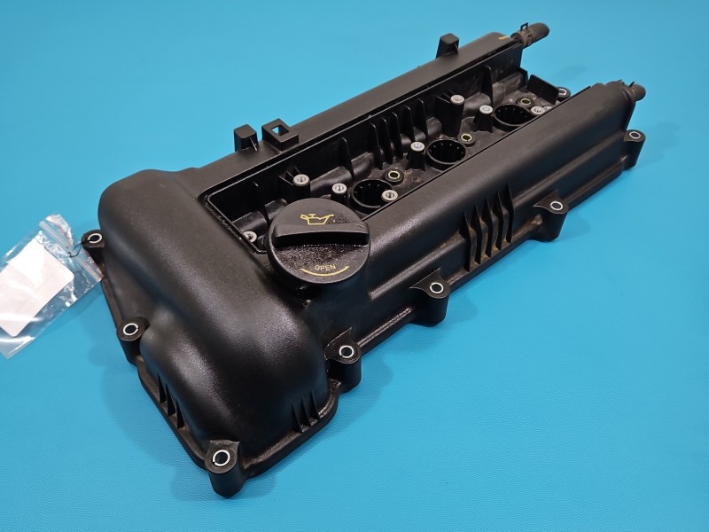 Pokrywa zaworów Hyundai I30 II 12-16 1.4 16v