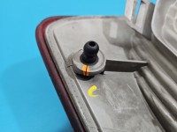 Lampa tył prawa Producent części: Audi, Pęknięcie przy zaczepie KOMBI AVANT W BŁOTNIK BEZ LISTWY ŻARÓWKOWEJ Audi A4 B7 kombi