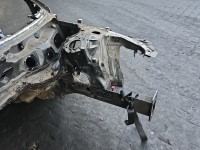 Podłużnica lewa fartuch ćwiartka Audi A4 B9 LY9T