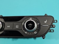 Konsola panel nawiewu Audi A4 B9 8W0820043Q