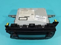 Radio fabryczne Toyota Yaris III 86120-0D640 radioodtwarzacz