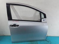 Drzwi przód prawe Toyota Yaris II 5d srebrny 1E7
