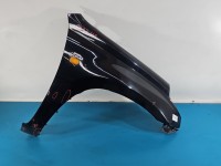 Błotnik przód prawy Toyota Rav4 II 00- 202