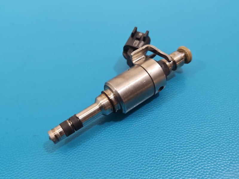 Wtryskiwacz listwa wtryskowa 0261500383, 12662571 Opel Insignia B 2.0 T B20NFT 260KM