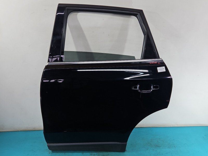 Drzwi tył lewe AUDI Q5 08- HB 5d czarny LY9B Drzwi tył lewe AUDI Q5 08- HB 5d czarny LY9B