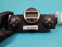 Konsola panel nawiewu Renault Megane II 8200413906