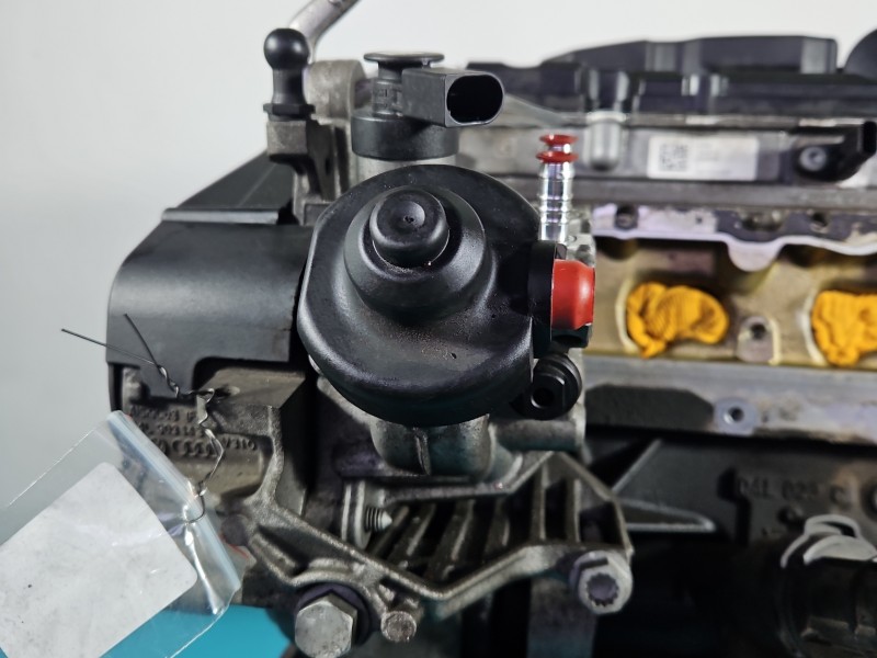 Pompa wtryskowa Skoda Octavia III 0445010537, 04L130755D 2.0 tdi