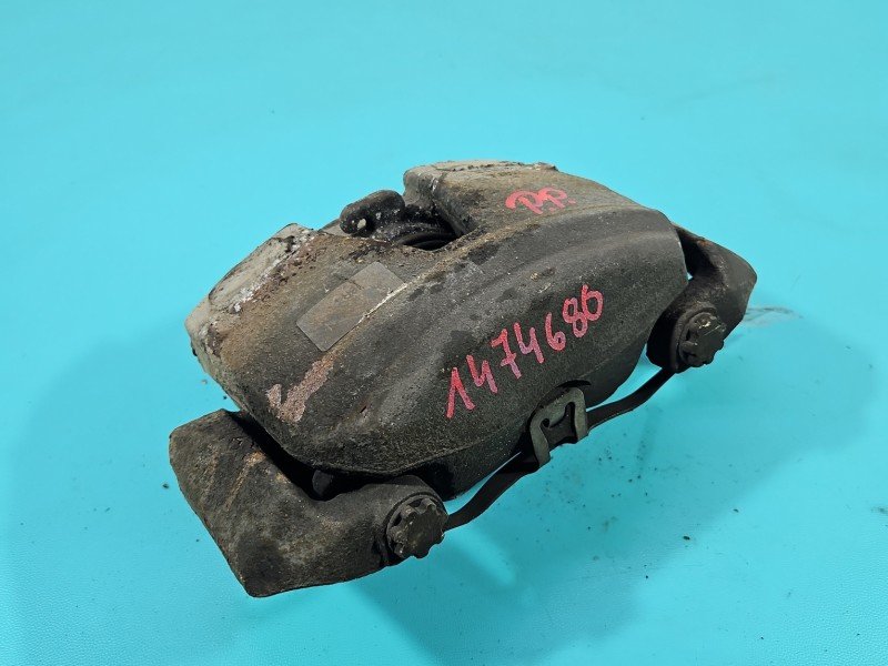 Zacisk przód prawy AUDI Q5 08- 2.0 TFSI (CAEB) Zacisk przód prawy AUDI Q5 08- 2.0 TFSI (CAEB)