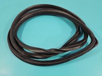 Uszczelka drzwi tył lewa Hyundai Santa Fe III 12–18