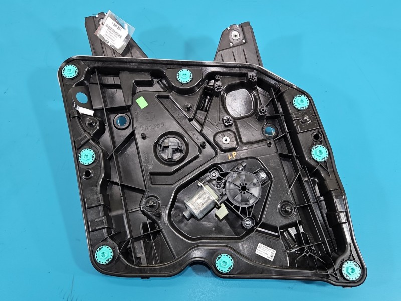 Podnośnik przód lewy SZYBY WINDA Skoda Octavia IV 5E3837655B, 5Q0959801A 5d kombi