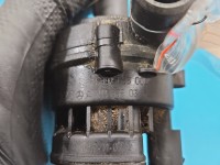 Pompka obiegu wody pompa Mercedes W213 2.0 CDI 0392023000, A2118350364