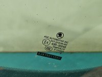 Szyba drzwi przód lewa Skoda Roomster HB