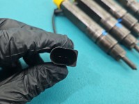 Wtryskiwacz Seat Leon I Toledo II 1.9 tdi 038130202E, 0432193543