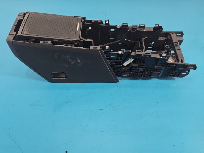 Podłokietnik TUNEL Land rover Discovery Sport 14- L550 EUROPA