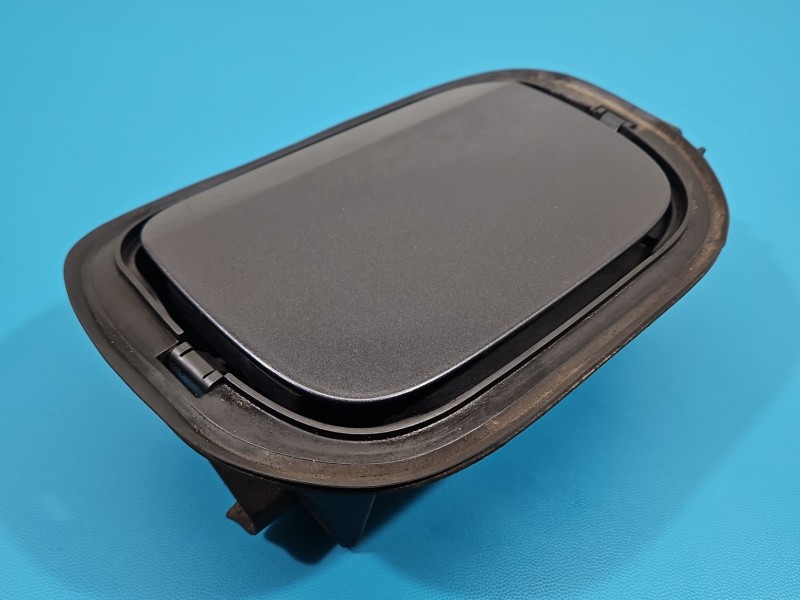 Klapka wlewu paliwa Renault Laguna III