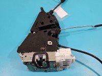 Zamek przód prawy 1697202835 Mercedes W169 EUROPA 4pin. Uszkodzone zapięcie trzymającej wtyczkę