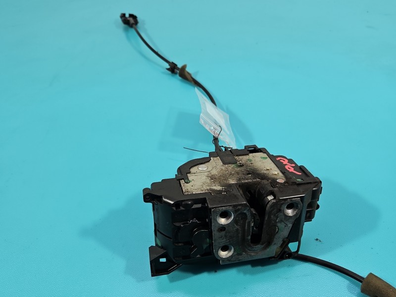 Zamek przód prawy Renault Master III 10-24 EUROPA Europejska, 6pin