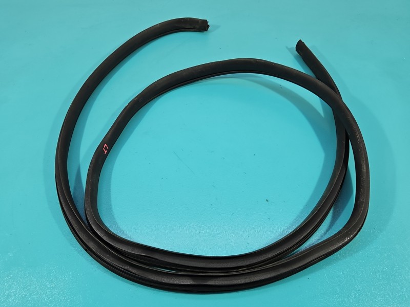 Uszczelka drzwi tył lewa Kia Picanto III 17-