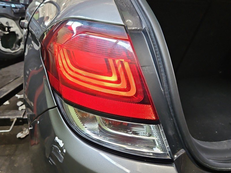 Lampa tył lewa Citroen C4 II HB Lampa tył lewa Citroen C4 II HB