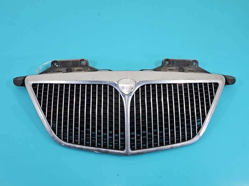 Atrapa grill Lancia Phedra 02-10 Atrapa grill Lancia Phedra 02-10