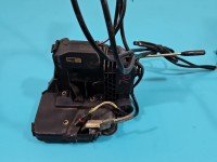 Zamek przód lewy 2037200135 Mercedes W203 EUROPA Mercedes, 5 pin + 3PIN