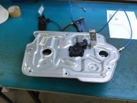 Podnośnik przód lewy SZYBY WINDA Nissan Qashqai I J10 06-13 6 PIN, FC685A 5d HB