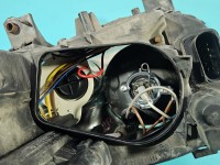 Reflektor prawy lampa przód Vw Caddy III 2K EUROPA