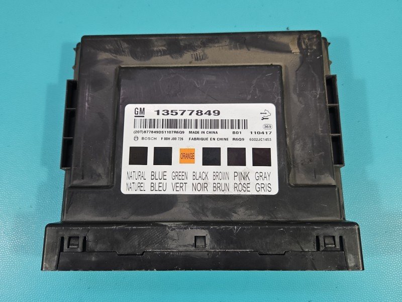 Sterownik moduł komfortu Chevrolet Orlando 13577849 Chevrolet