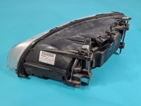 Reflektor prawy lampa przód VOLVO V70 III EUROPA 31420020