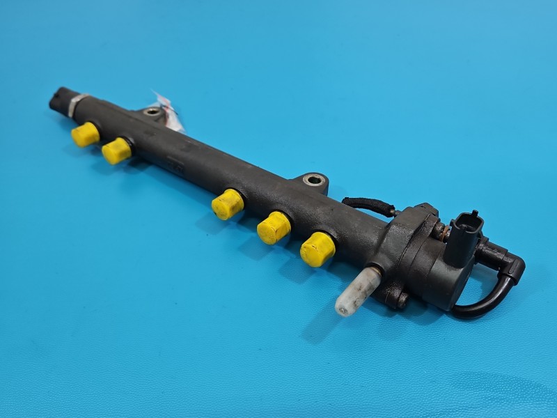 Listwa wtryskowa CZUJNIKI 0445214044, 0281002584, 0281002534 Opel Corsa C 1.3 cdti