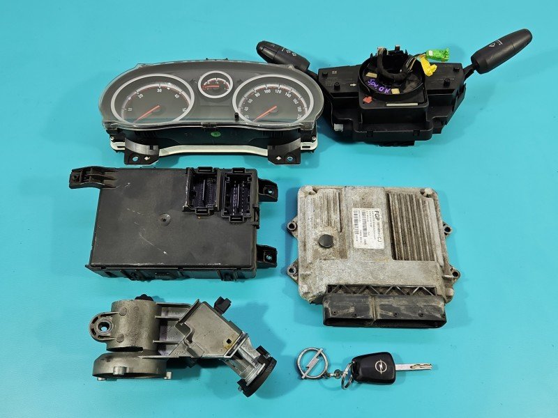 Komputer Sterownik silnika 55198931CJ, P0013252158 Opel Corsa D 1,3.0 cdti