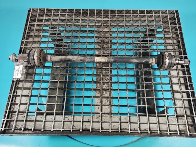 Półoś tył lewa Mercedes W177 2.0 T automat