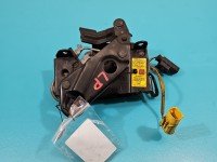Zamek maski 7458149 Bmw f10 f11