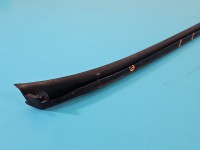 Listwa szyby czołowej prawa przedniej AUDI Q5 08- 8R0854328A