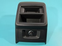 Osłona ZAŚLEPKA PLASTIK Audi A4 B9 8W0863324, 8W0863300, 8W0864376