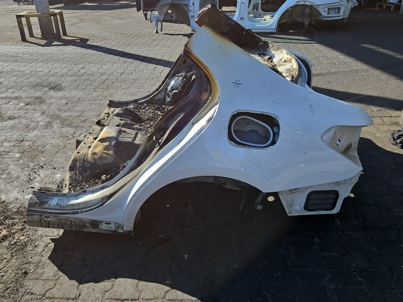 Błotnik tył lewy ćwiartka Mercedes W177 1 sedan