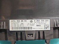 Licznik Infiniti Q30 A0919006601, 0263733020 1.6 T EUROPA