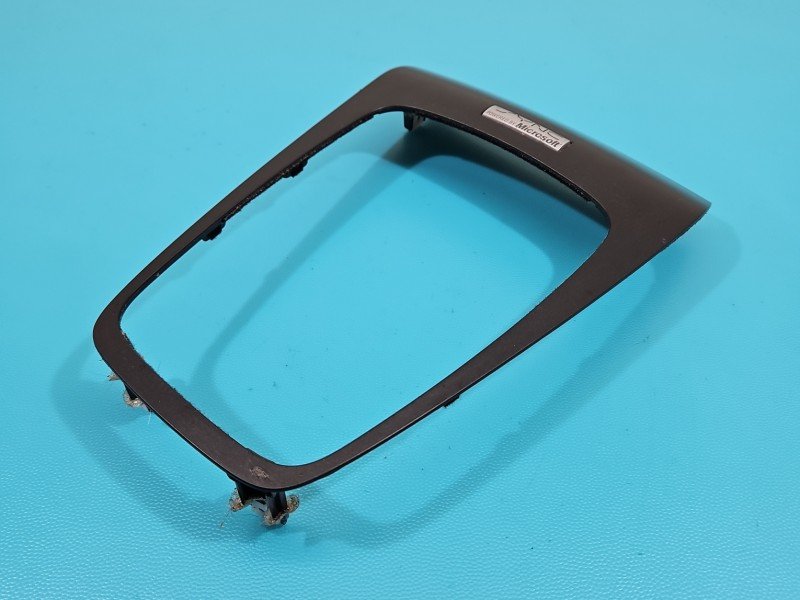 Osłona ZAŚLEPKA PLASTIK Ford Mondeo Mk5 Osłona ZAŚLEPKA PLASTIK Ford Mondeo Mk5