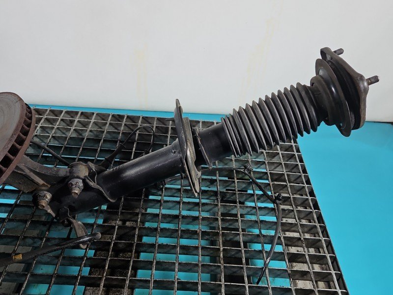 Amortyzator przód prawy przedni Kia Ceed II 12-18