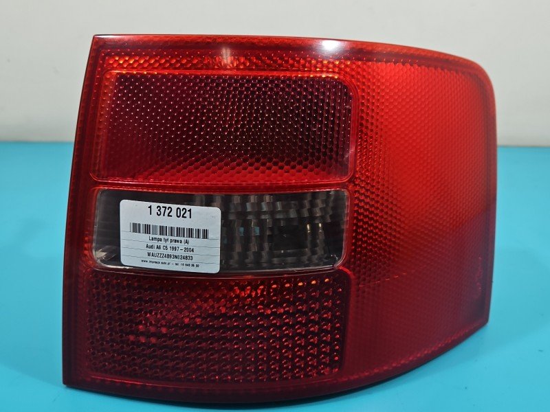 Lampa tył prawa Audi A6 C5 kombi