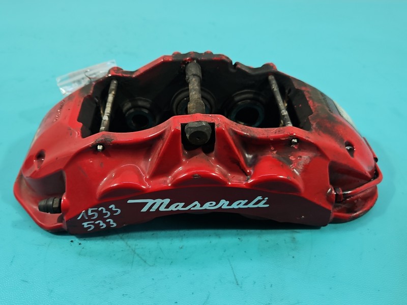 Zacisk przód prawy Maserati Quattroporte VI 13- 3.0 V6