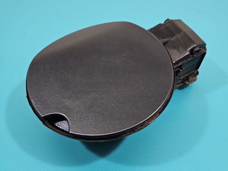 Klapka wlewu paliwa Renault Megane III