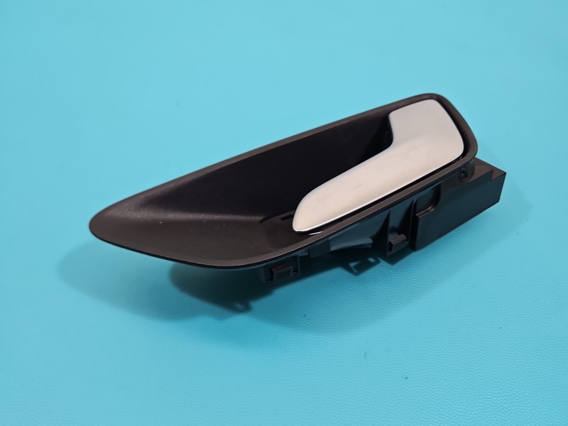 Klamka wewnętrzna przód prawa Ford Puma II MK2 19-