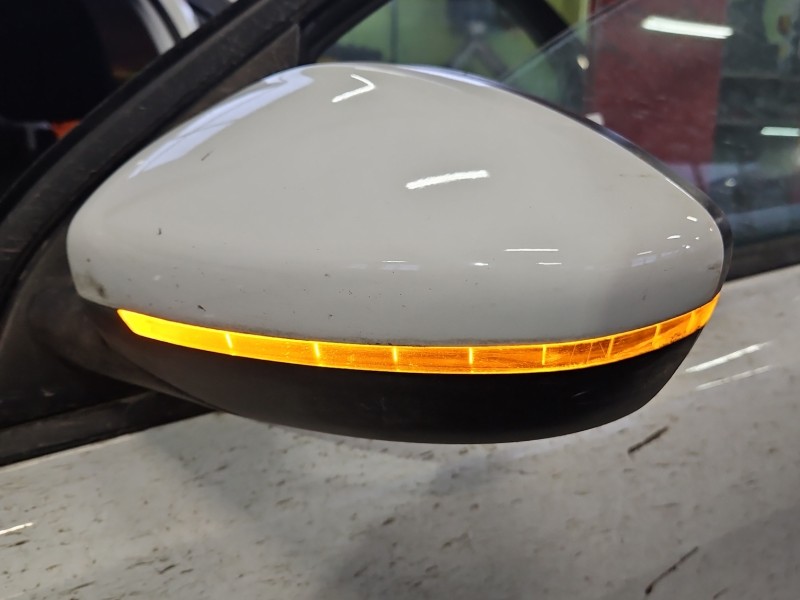 Lusterko lewe pin Peugeot 308 II T9 kombi 5d kolor EWP europa