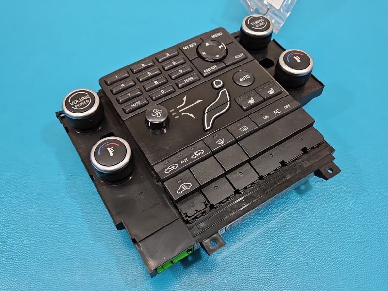 Konsola panel nawiewu VOLVO V70 III 30782281